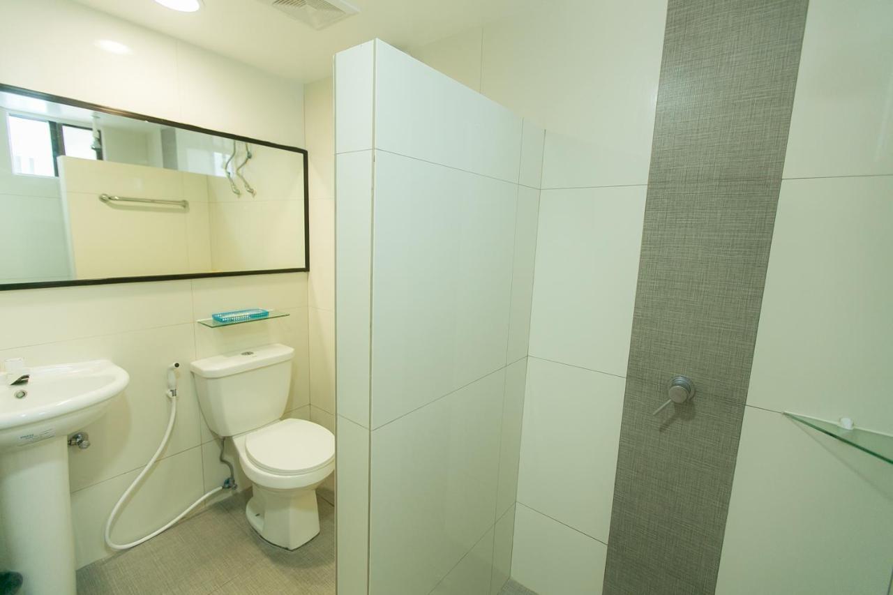 Sun Garden Hotel Tarlac Extérieur photo