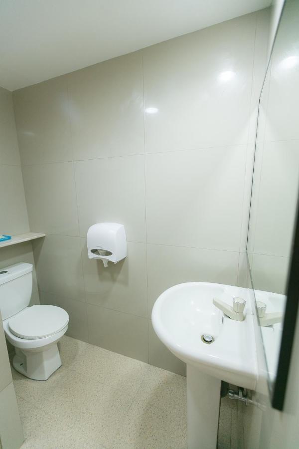 Sun Garden Hotel Tarlac Extérieur photo